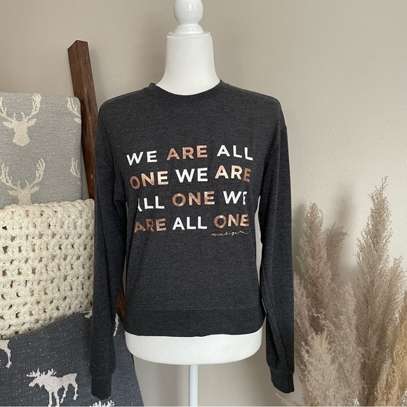 Spiritual Gangster All One Savasana sweater, size small - Picture 5 of 15